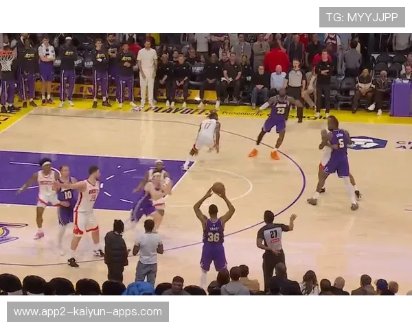 NBA官方裁判报告：证实湖人vs火箭第三节关键封盖为干净好球。，湖人vs火箭g3全场回放中文